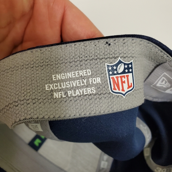 New with tags mens NFL cap size L/XL - Picture 7 of 11